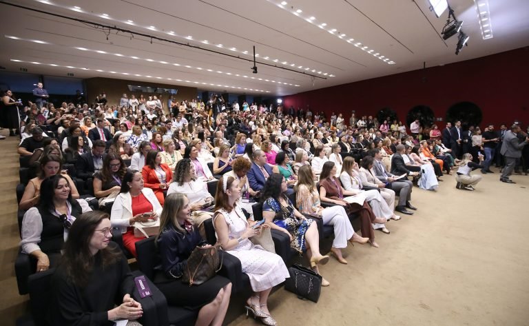 Seminário - V Encontro Nacional de Procuradoras da Mulher.
