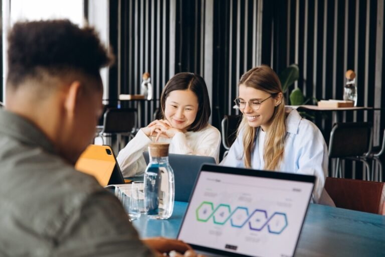 O futuro das fintechs no turismo: como tecnologia e soluções financeiras estão redesenhando o mercado B2B