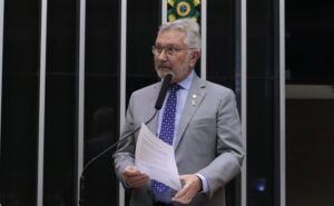 Discussão e votação de propostas legislativas. Dep. Luiz Carlos Busato (UNIÃO-RS)