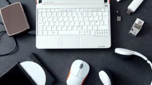 Tecnologia, customização e experimentação: Adamantiun inaugura sua primeira loja física