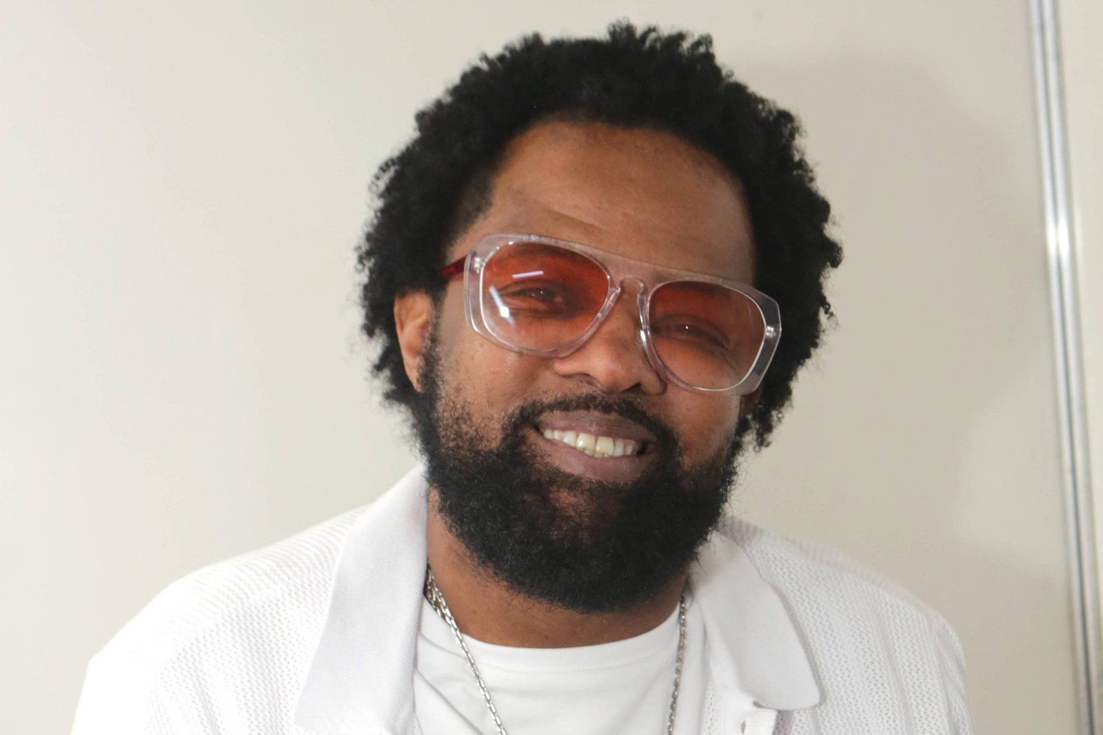 Xande diz que veio 'eufórico' para cantar no Carnaval - 15/02/2026 - Mônica Bergamo