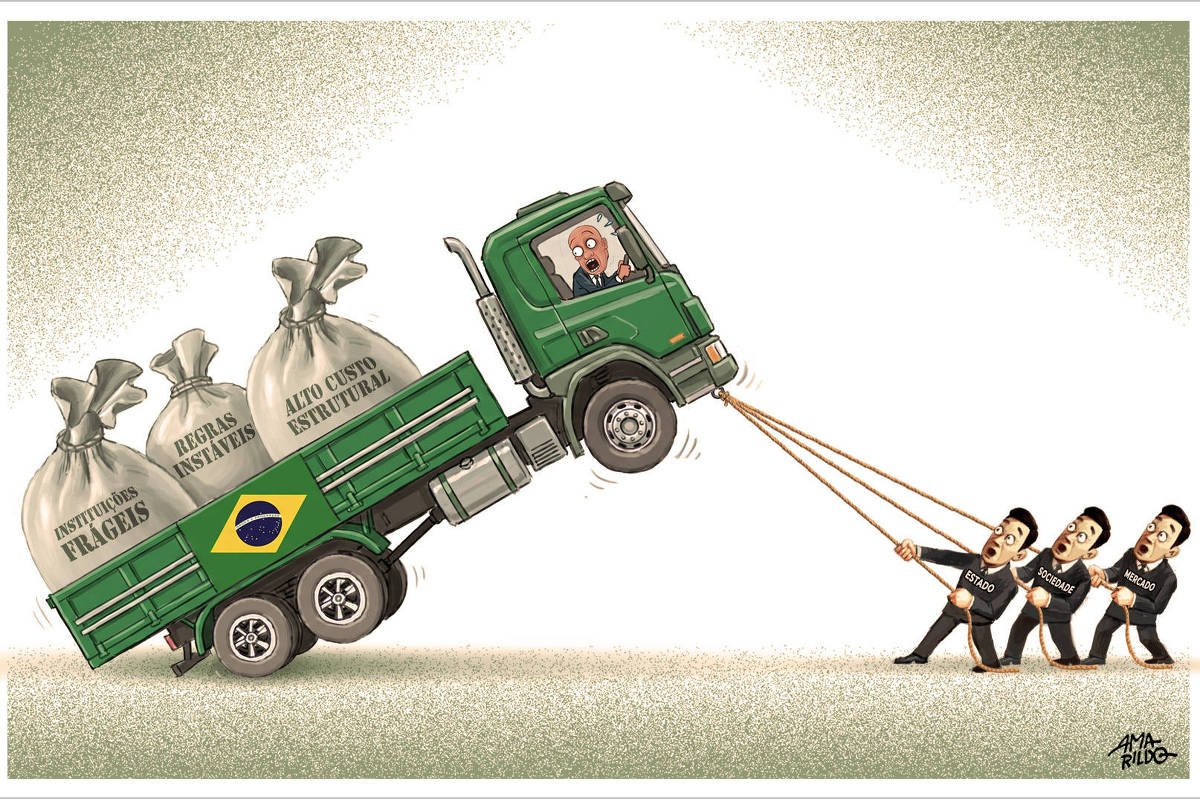 Ilustração, do Amarildo, em fundo claro mostra um caminhão verde fortemente inclinado para trás, como se estivesse empinado pelo excesso de peso na carroceria. Na cabine, um motorista de terno aparece assustado, com expressão de pânico. Sobre a carroceria, três grandes sacos pesados trazem os dizeres: Instituições frágeis, Regras instáveis e Alto custo estrutural. Na lateral do caminhão há uma bandeira do Brasil. Presas à dianteira do veículo, três cordas são puxadas por três homens pequenos, curvados pelo esforço, identificados como Estado, Sociedade e Mercado. Eles tentam arrastar o caminhão para frente, mas o peso dos sacos parece impedir o movimento. A cena usa exagero visual para representar dificuldade, sobrecarga e o esforço coletivo para mover um sistema travado.
