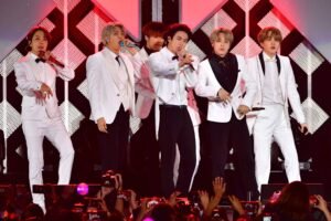 Shows do BTS em São Paulo adotam novo modelo de venda - 05/04/2026 - Ilustrada