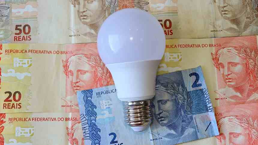 Fatura da guerra no Irã vai chegar na conta de luz dos brasileiros