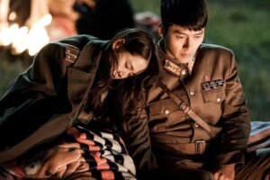 pousando-no-amor-casal-coreano-momento-romantico-drama-militar-coreano