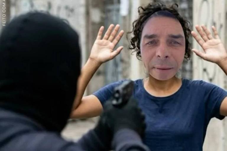 Flávio faz vídeo incentivando eleitor de 16 anos a votar - 04/05/2026 - Painel