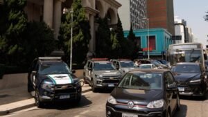 Seis fintechs são alvos de operação por suspeita de lavagem de dinheiro do PCC