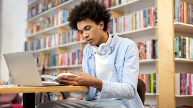 A história da aprendizagem combinada