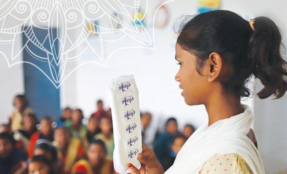 Projeto incentiva homens a apoiar dignidade menstrual de mulheres e meninas
