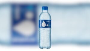 Anvisa comunica recolhimento voluntário de lote da água Crystal após encontrar mesma bactéria do caso Ypê
