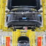 Linha de montagen da BYD em Camaçari (BA)