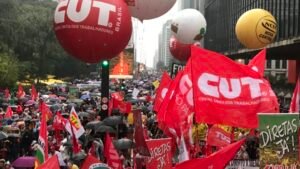 Governo acelera projeto que facilita reajuste a servidores públicos