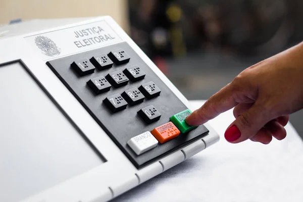 Eleições 2026: especialistas analisam desafios em educação, segurança, saúde mental, agronegócio e meio ambiente
